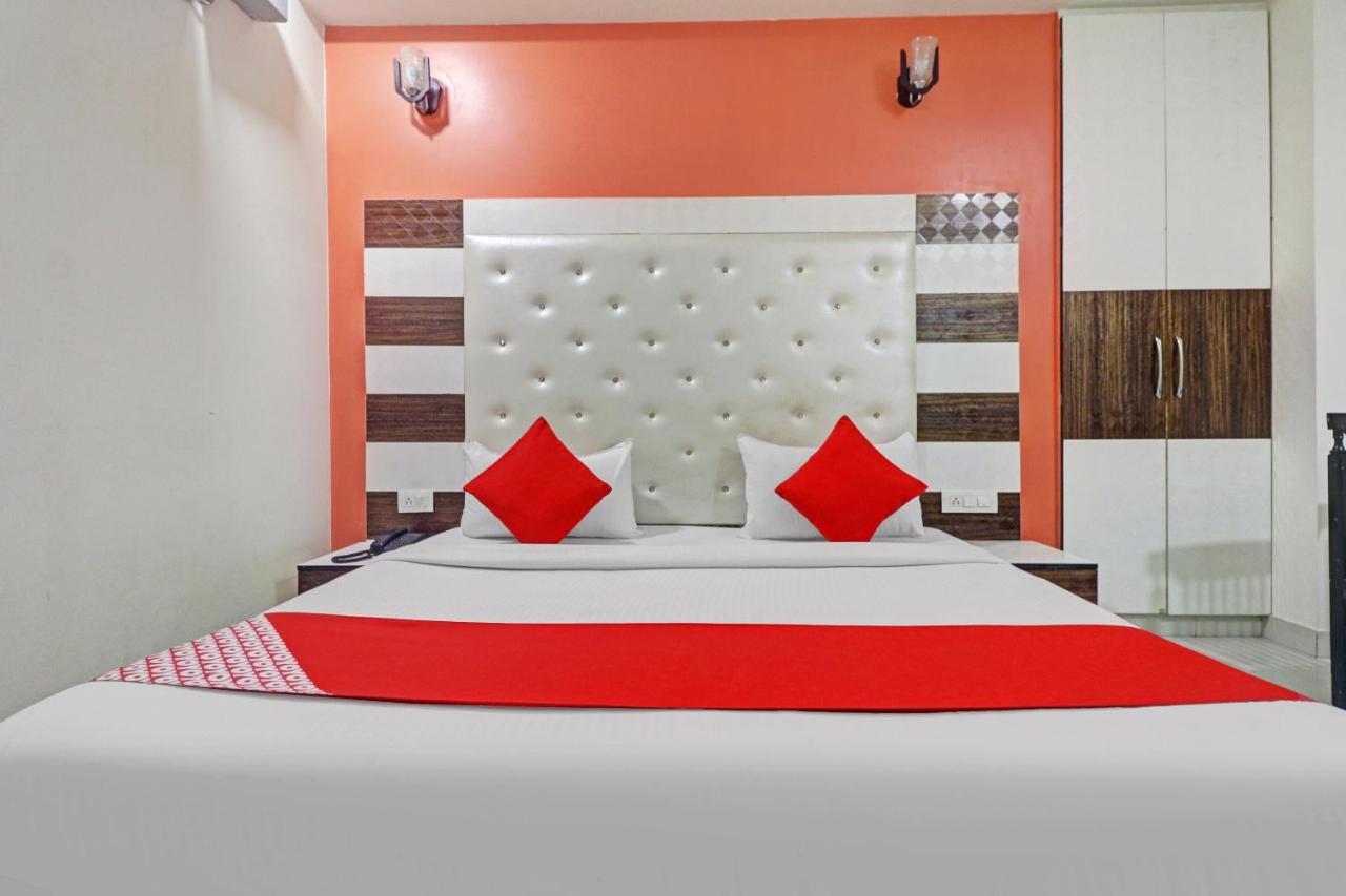 Oyo 12675 Hotel Star Inn Νέο Δελχί Εξωτερικό φωτογραφία