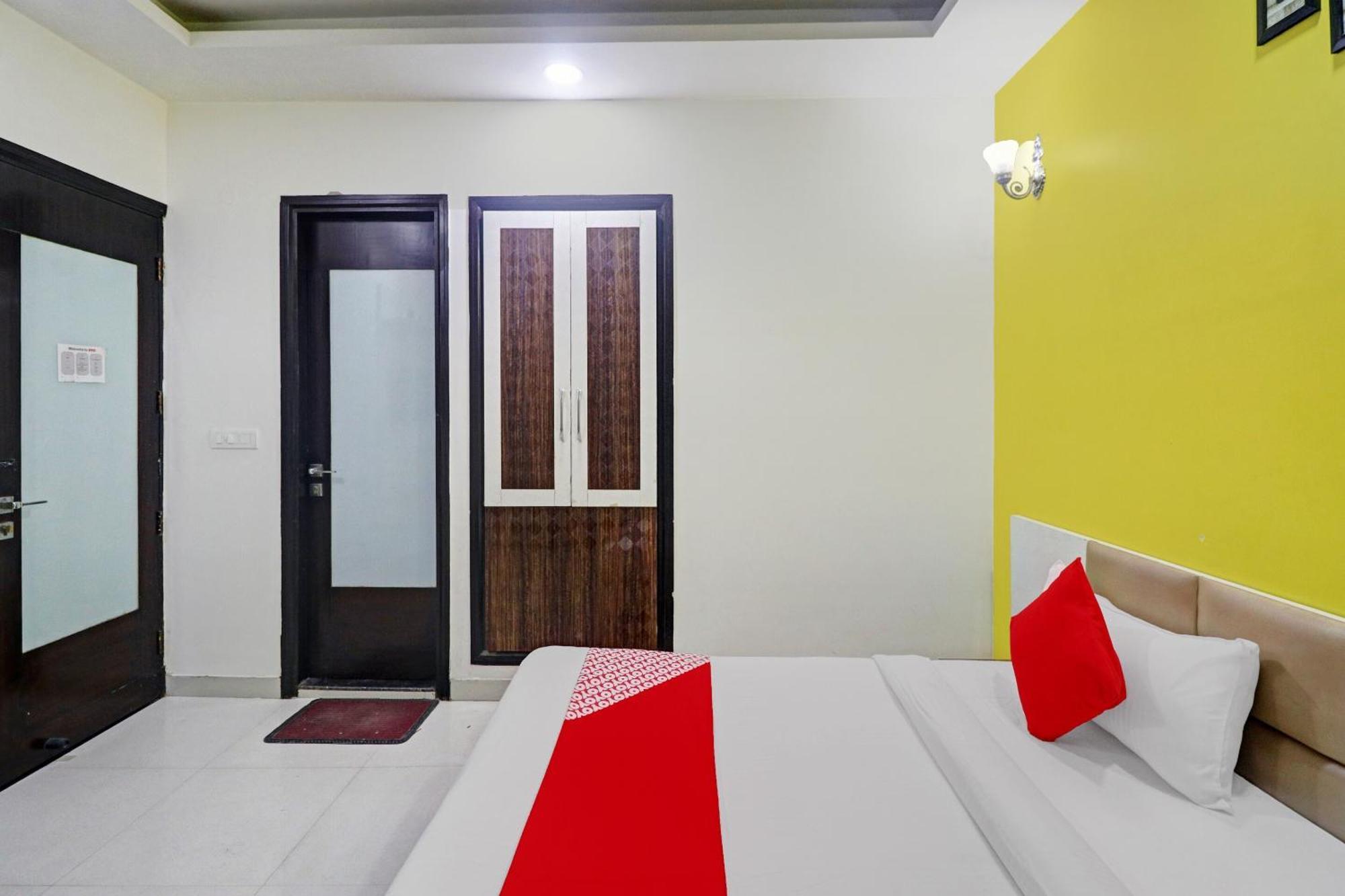Oyo 12675 Hotel Star Inn Νέο Δελχί Εξωτερικό φωτογραφία